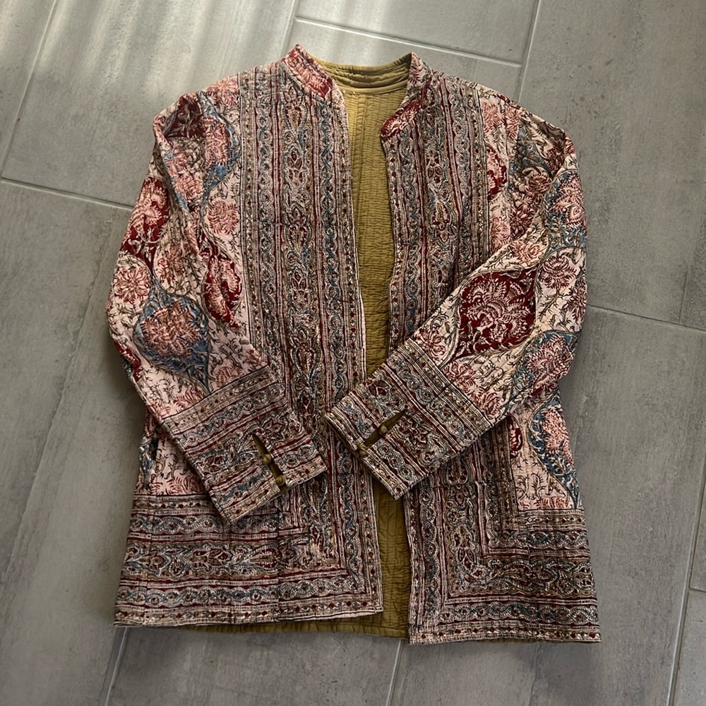 Reversible Patterned Quilted Style Jacket/Sweater